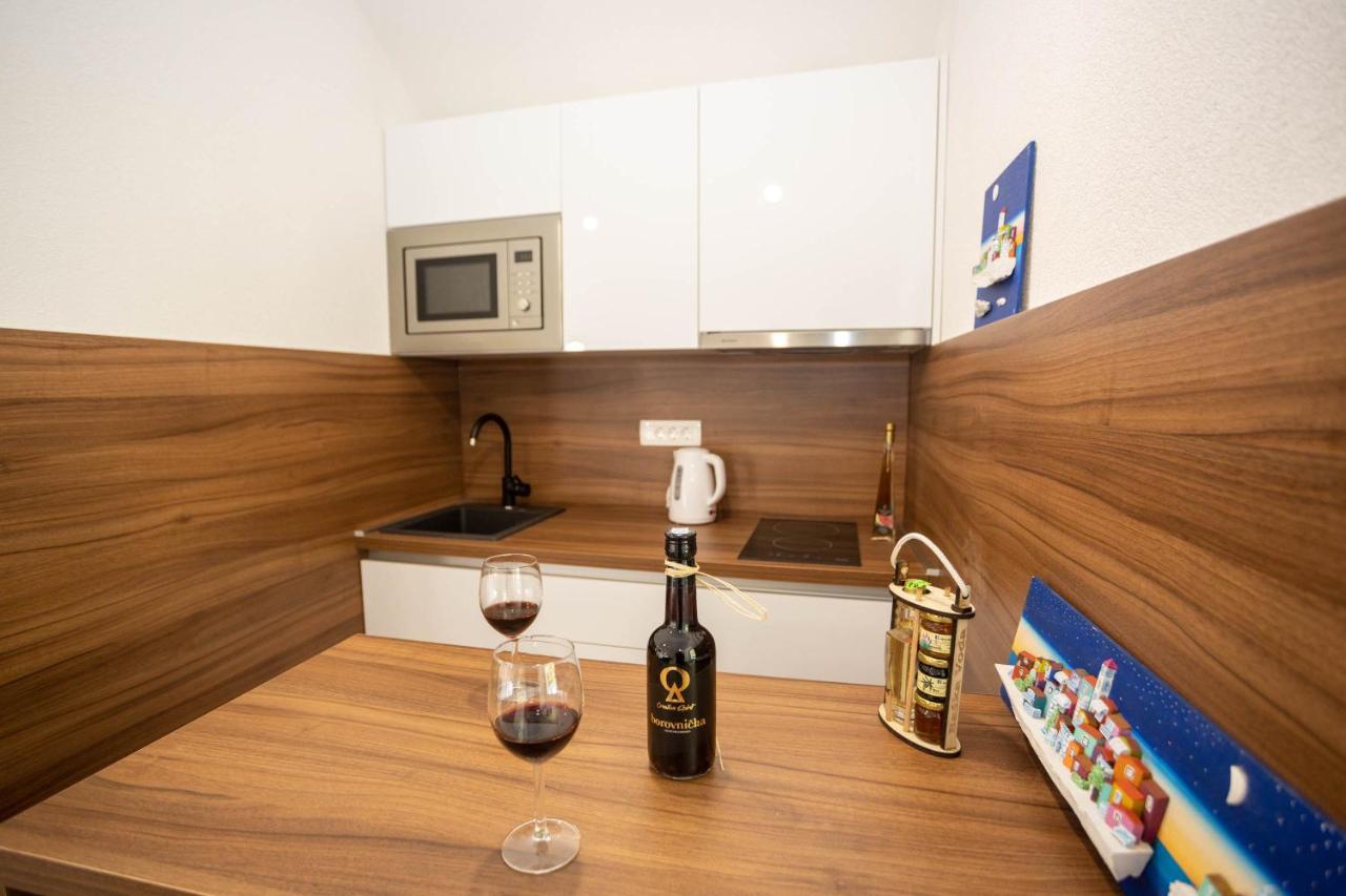 Apartments "Lory" -Baška Voda Εξωτερικό φωτογραφία