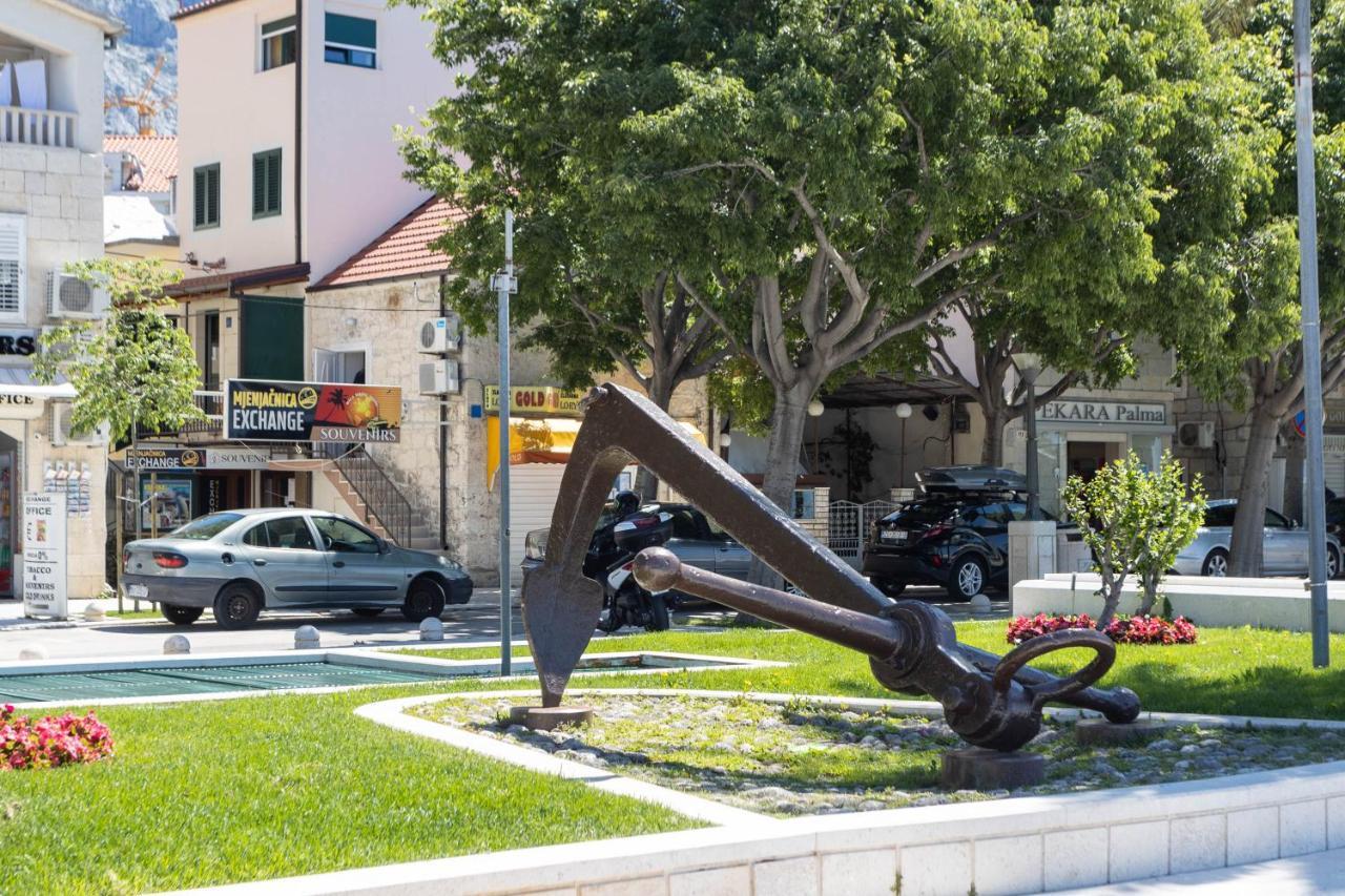 Apartments "Lory" -Baška Voda Εξωτερικό φωτογραφία